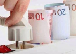 aparells consumeixen més electricitat apagats